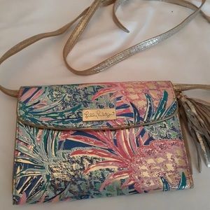Lilly Pulitzer wallet crossbody